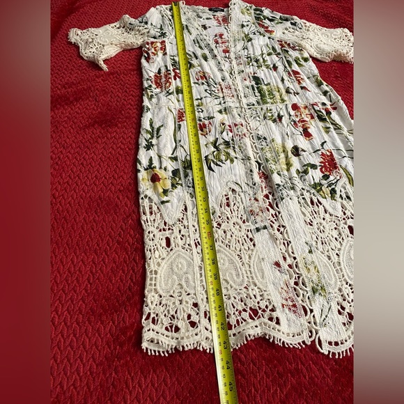 Papillon Cream Floral and Lace Duster Open Front Women’s size S/M - Picture 6 of 16